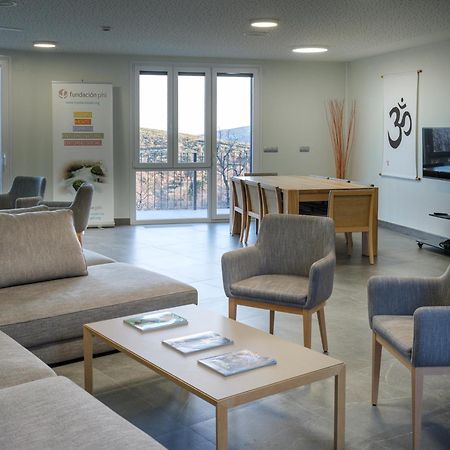 אסבו Hotel Campusphi מראה חיצוני תמונה