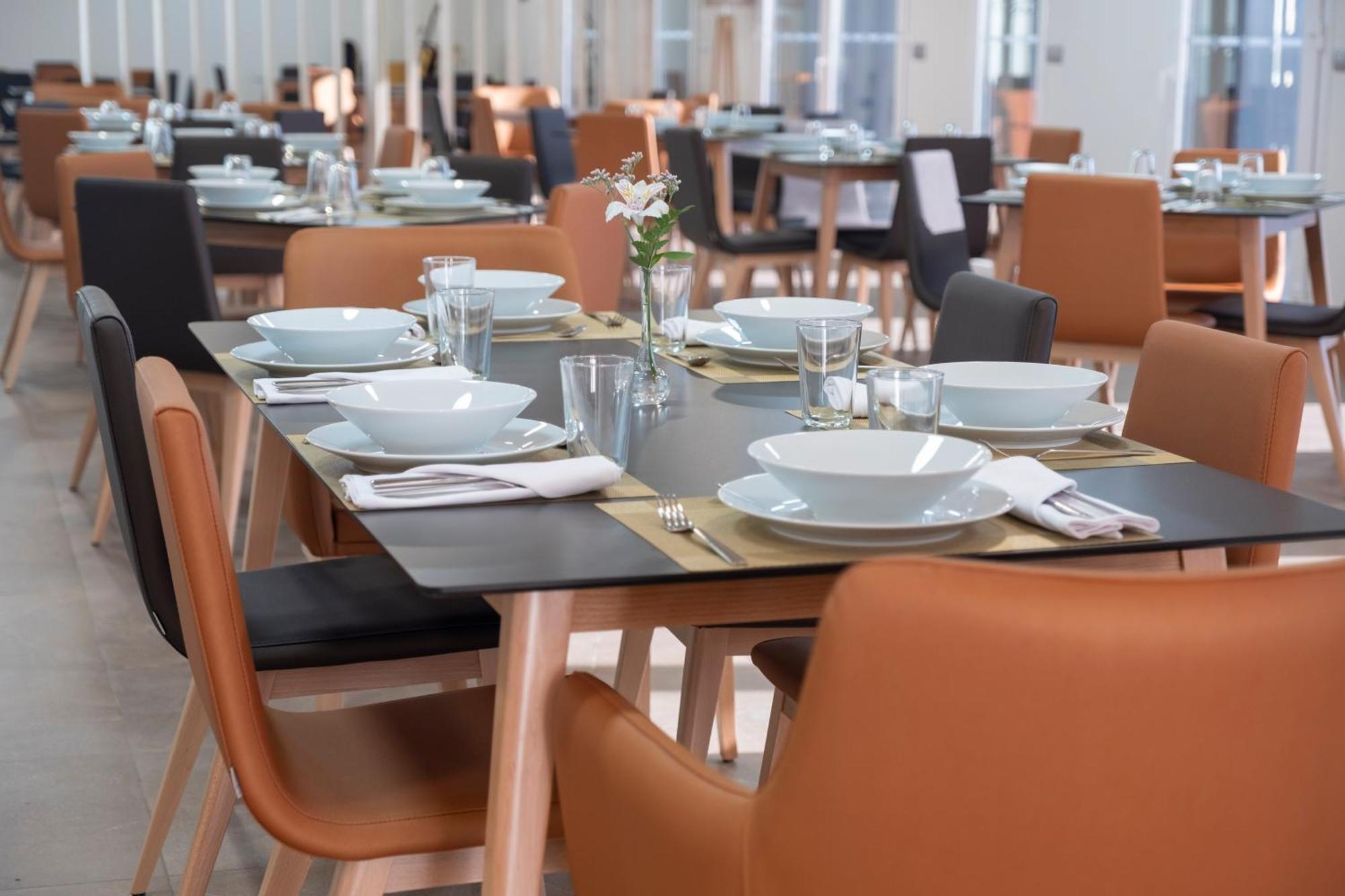 אסבו Hotel Campusphi מראה חיצוני תמונה